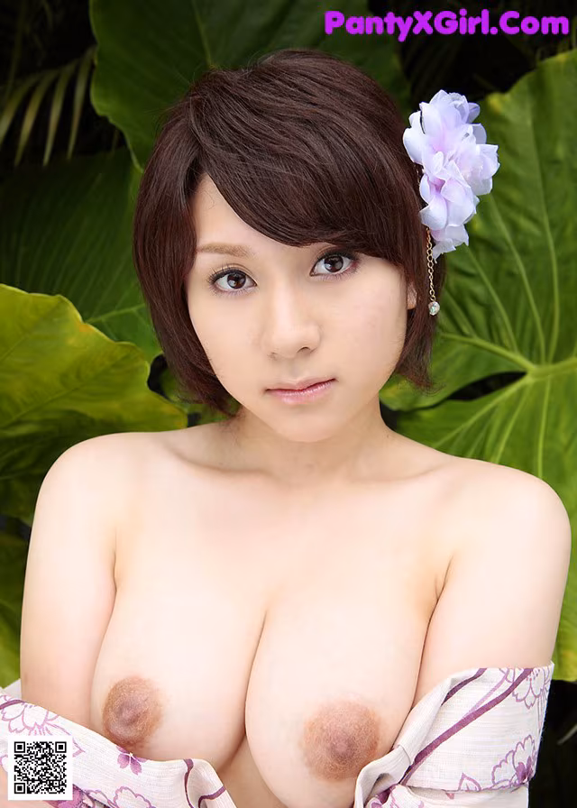 Yuzuka Kinoshita - Twins Hairy Pussy